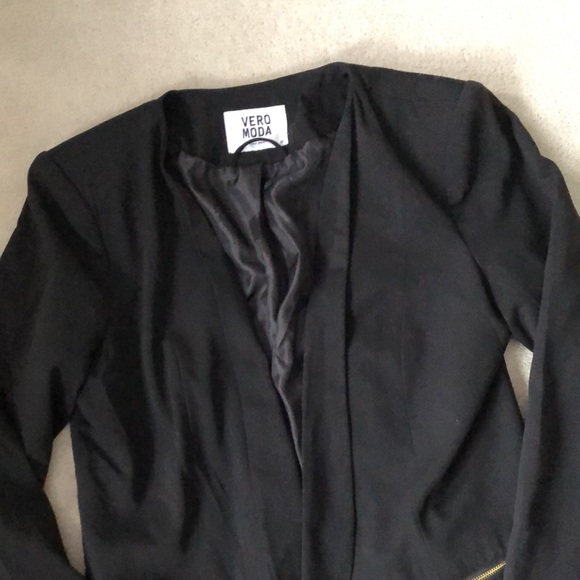 Vero Moda blazer! - Picture 4 of 6